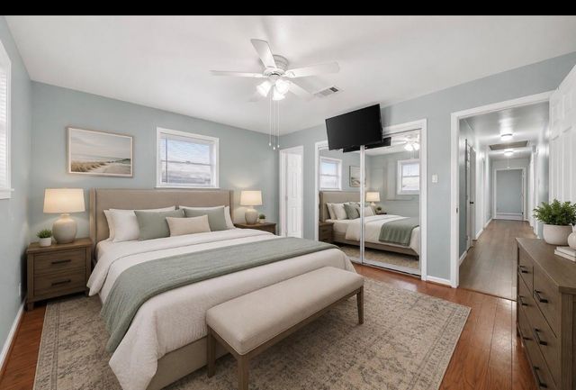 22 Willow Lane, Galveston, TX 77551
