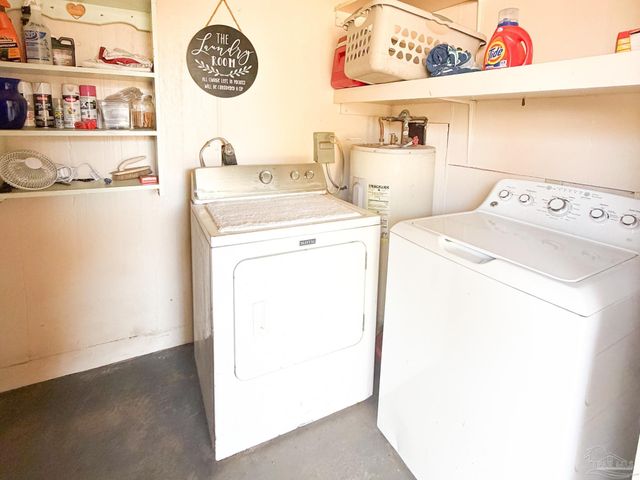 2845 Pine Forest Rd, Cantonment, FL 32533