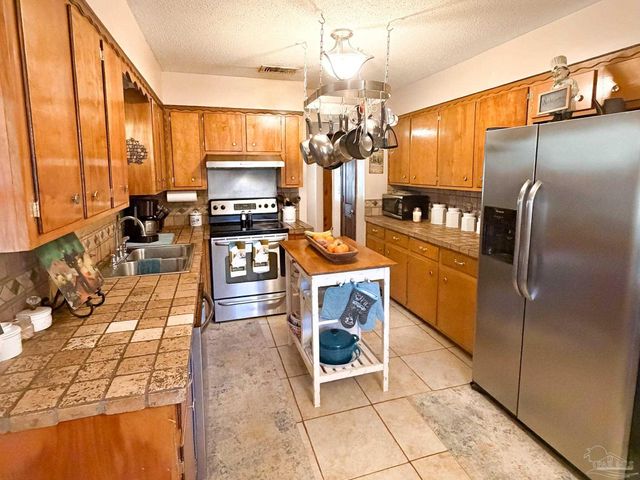 2845 Pine Forest Rd, Cantonment, FL 32533