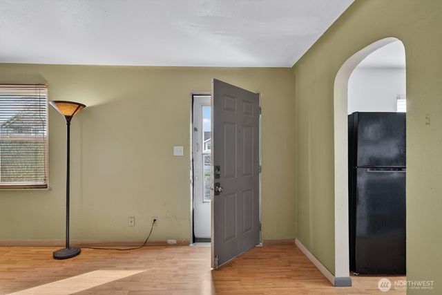 2417 Orleans St, Bellingham, WA 98228