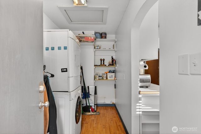 2417 Orleans St, Bellingham, WA 98228