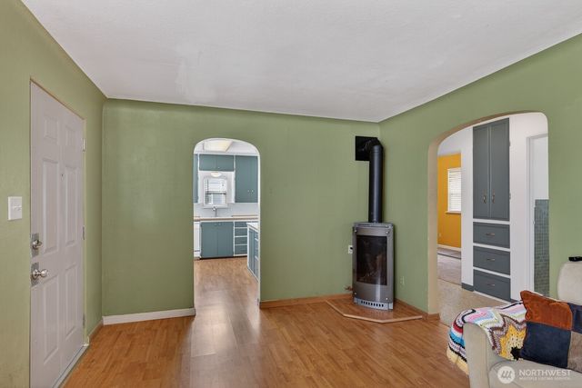 2417 Orleans St, Bellingham, WA 98228