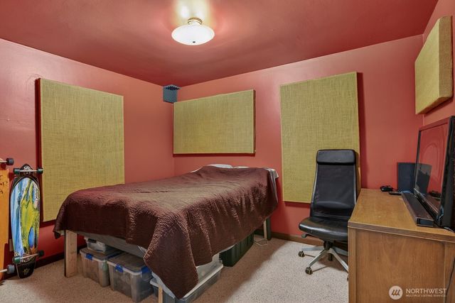 2417 Orleans St, Bellingham, WA 98228