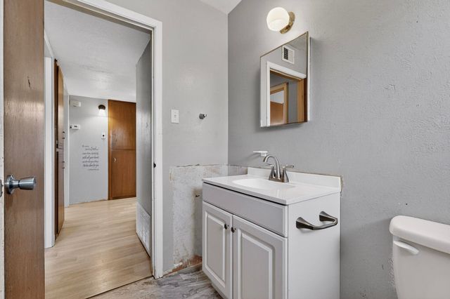 10709 ANAYA Street SW, Albuquerque, NM 87121