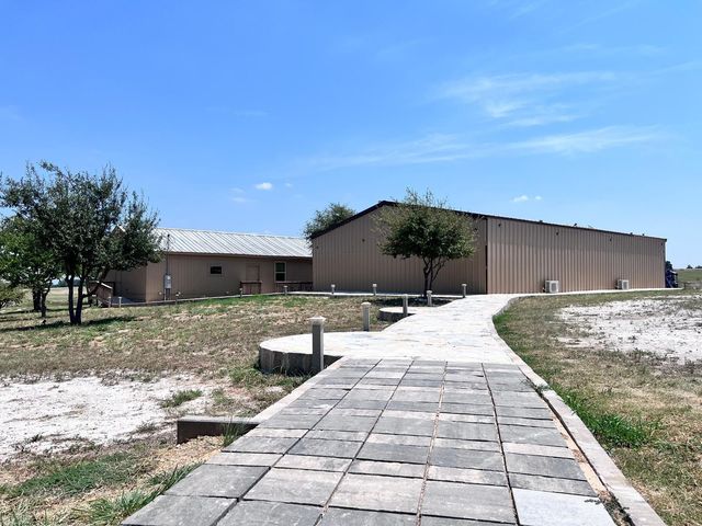 3940 Fm 1105, Georgetown, TX 78626