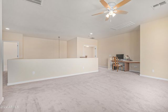 1870 E INDIGO Drive, Chandler, AZ 85286