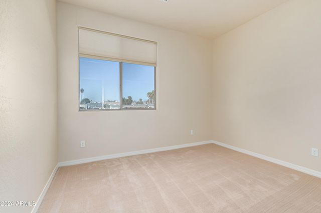 1870 E INDIGO Drive, Chandler, AZ 85286