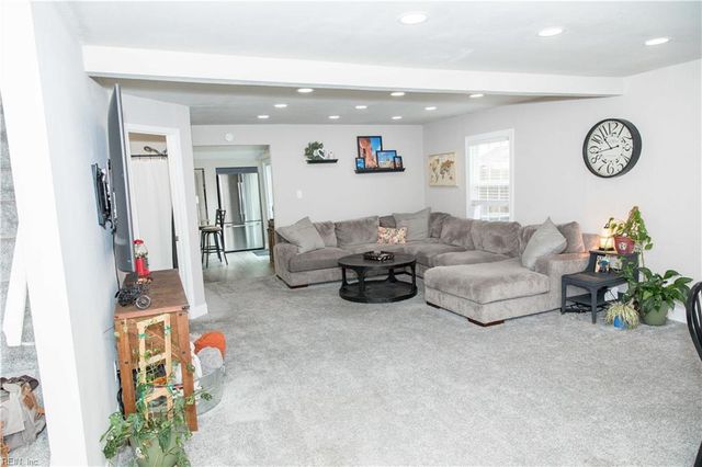 31 Decatur ST, Portsmouth, VA 23702