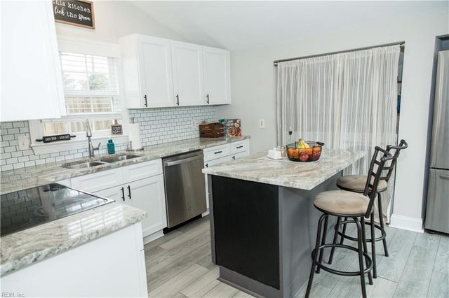 31 Decatur ST, Portsmouth, VA 23702