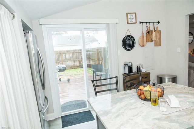 31 Decatur ST, Portsmouth, VA 23702