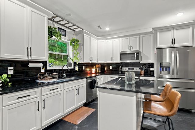 475 McCord Hollow Rd, Hohenwald, TN 38462