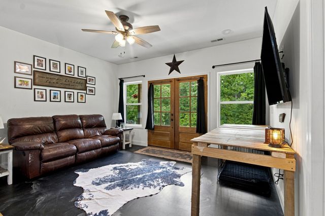 475 McCord Hollow Rd, Hohenwald, TN 38462