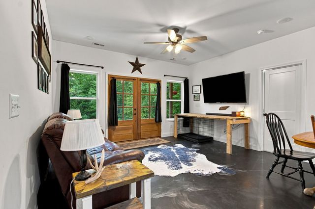 475 McCord Hollow Rd, Hohenwald, TN 38462