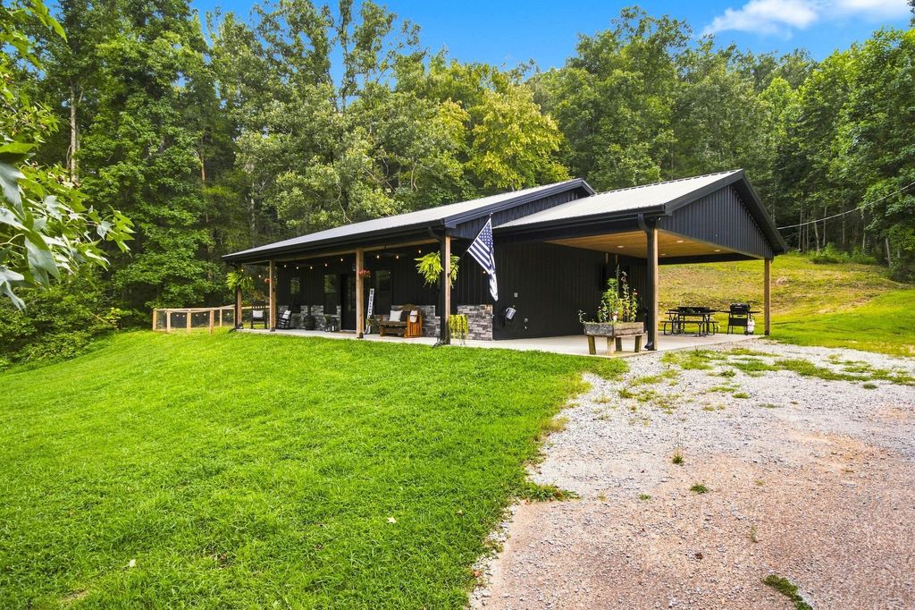 475 McCord Hollow Rd, Hohenwald, TN 38462