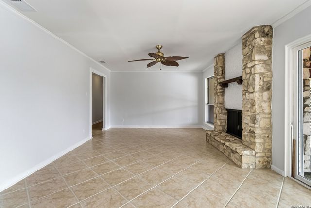 8314 Delphian Dr, Universal City, TX 78148