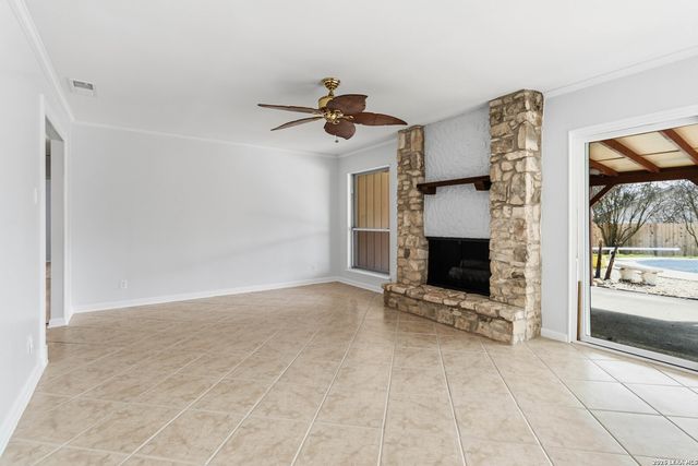 8314 Delphian Dr, Universal City, TX 78148