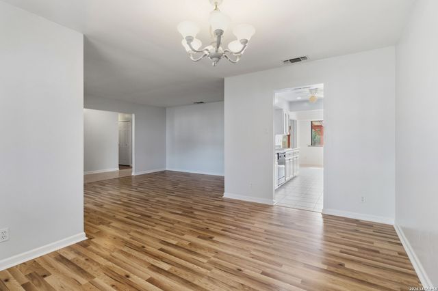 8314 Delphian Dr, Universal City, TX 78148