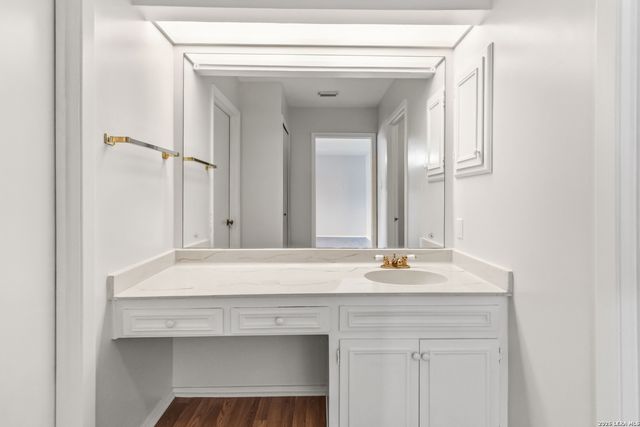 8314 Delphian Dr, Universal City, TX 78148