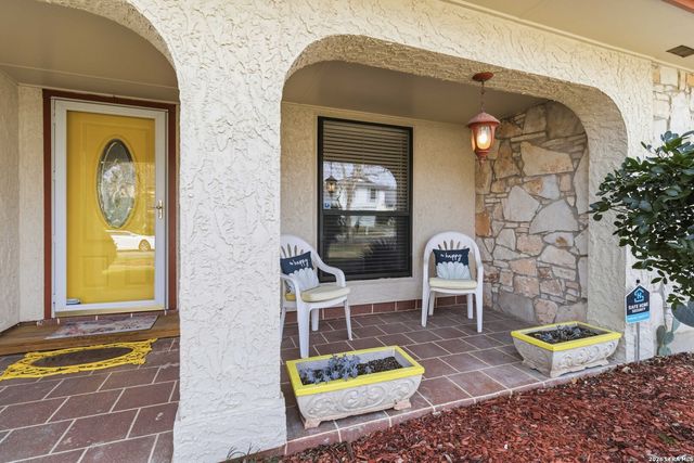 8314 Delphian Dr, Universal City, TX 78148