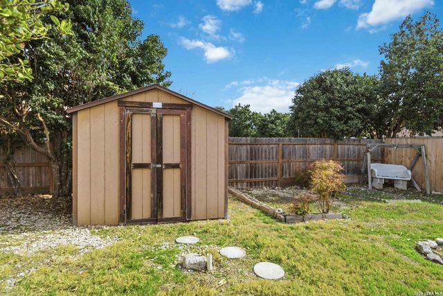 8314 Delphian Dr, Universal City, TX 78148