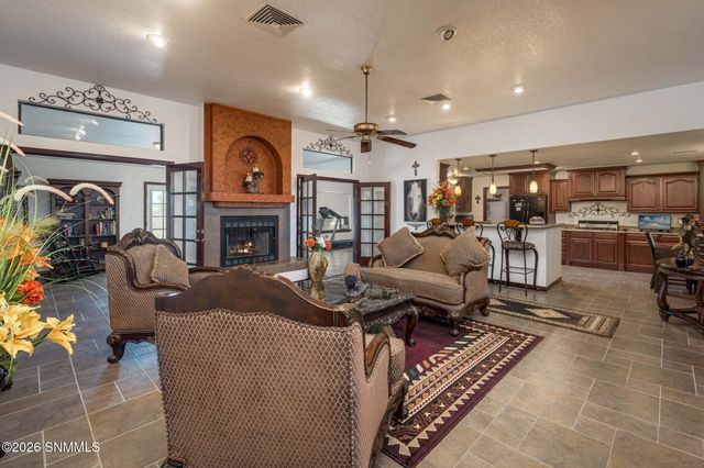 6125 N Jornada Road, Las Cruces, NM 88012