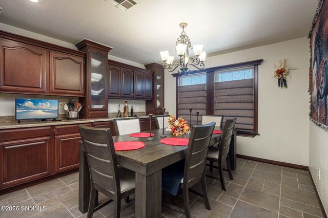 6125 N Jornada Road, Las Cruces, NM 88012