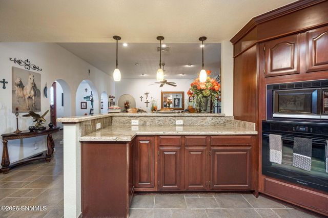 6125 N Jornada Road, Las Cruces, NM 88012