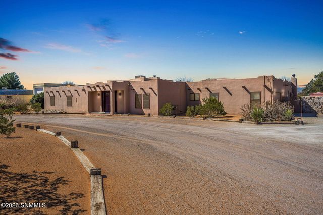 6125 N Jornada Road, Las Cruces, NM 88012