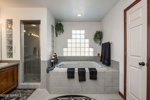 6125 N Jornada Road, Las Cruces, NM 88012