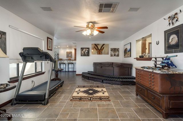 6125 N Jornada Road, Las Cruces, NM 88012