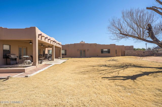 6125 N Jornada Road, Las Cruces, NM 88012