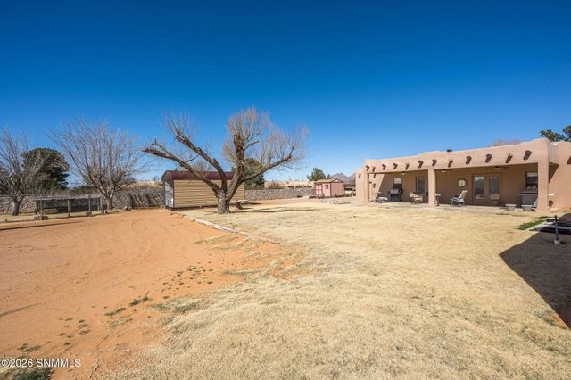 6125 N Jornada Road, Las Cruces, NM 88012