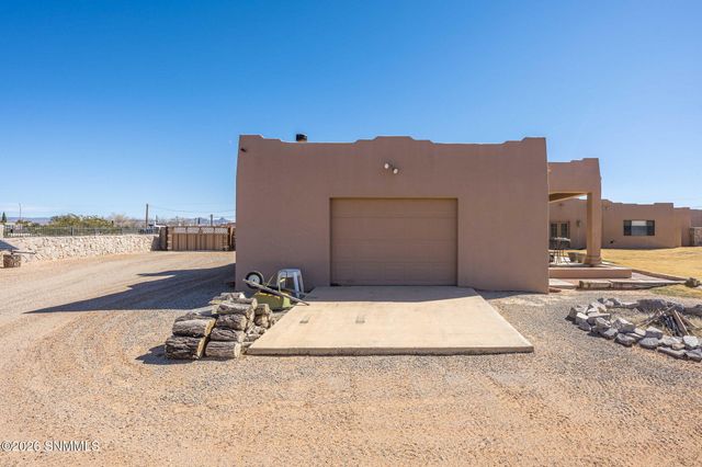 6125 N Jornada Road, Las Cruces, NM 88012