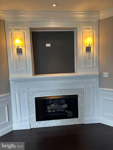 15 SWAN CT, Delran, NJ 08075