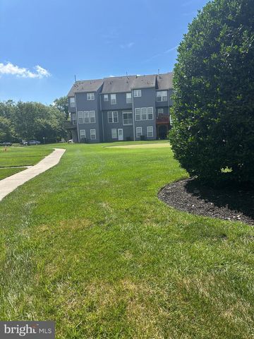15 SWAN CT, Delran, NJ 08075