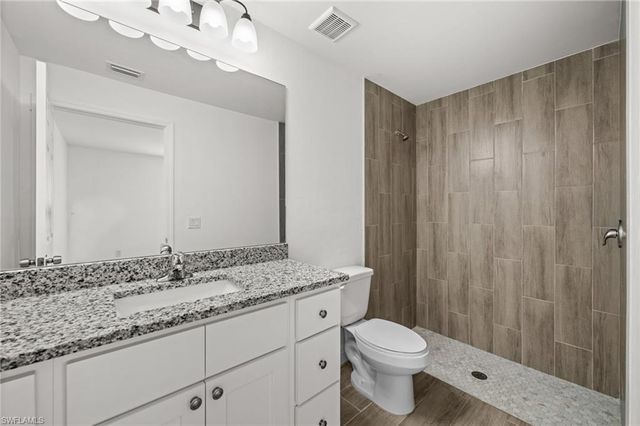 915-917 Graystone AVE, Lehigh Acres, FL 33974