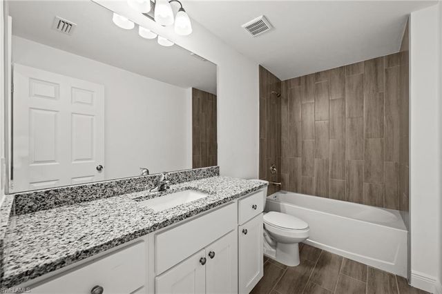 915-917 Graystone AVE, Lehigh Acres, FL 33974