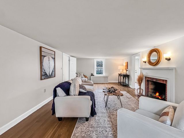 59 Greenfield Ln, Scituate, MA 02066