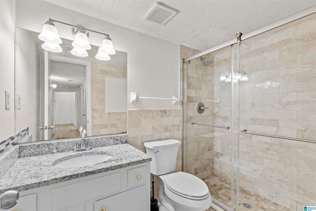 504 Patton Chapel Way Unit 504, Hoover, AL 35226