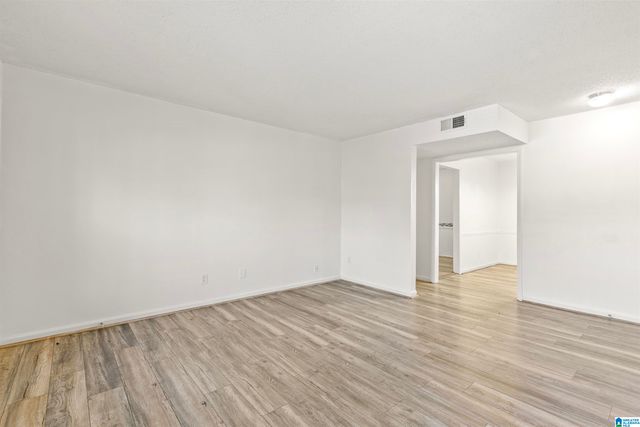 504 Patton Chapel Way Unit 504, Hoover, AL 35226