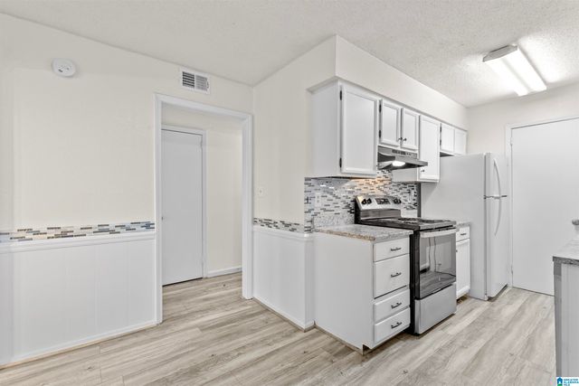 504 Patton Chapel Way Unit 504, Hoover, AL 35226