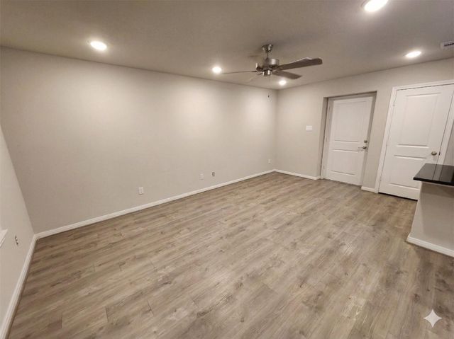 422 3rd Street, Rosenberg, TX 77471