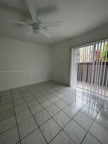 10832 SW 88th Street U13, Miami, FL 33176