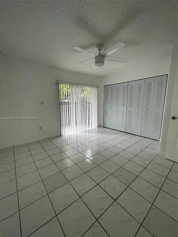 10832 SW 88th Street U13, Miami, FL 33176