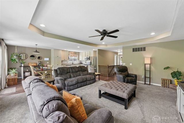4223 Hunting Hawk Drive, Turtlecreek Twp, OH 45036