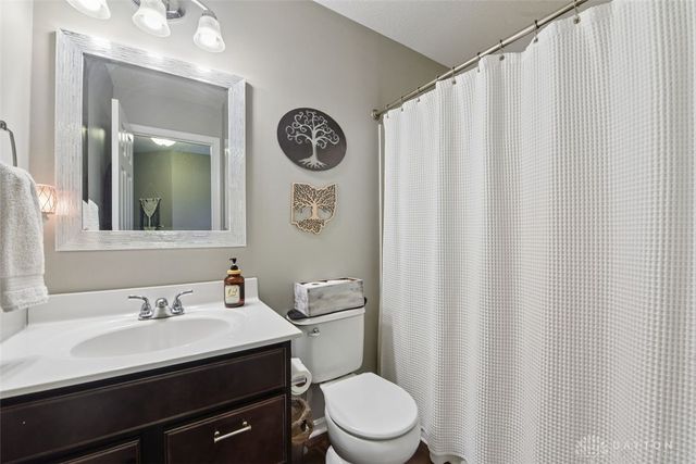 4223 Hunting Hawk Drive, Turtlecreek Twp, OH 45036