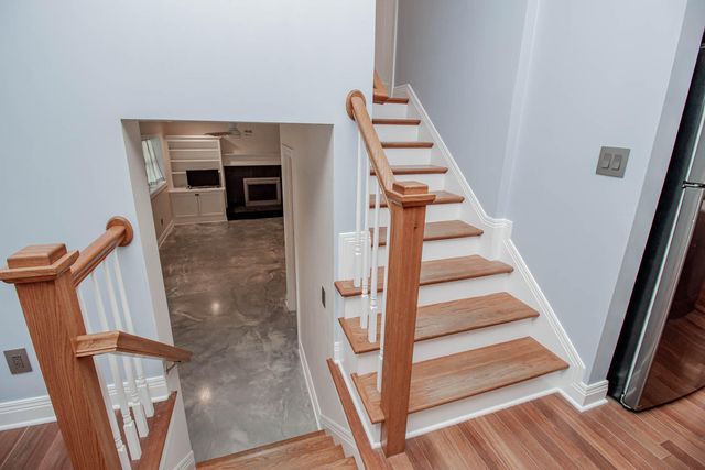 1025 Crestwood Heights, Paris, KY 40361
