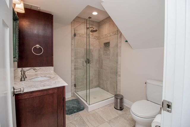 1025 Crestwood Heights, Paris, KY 40361