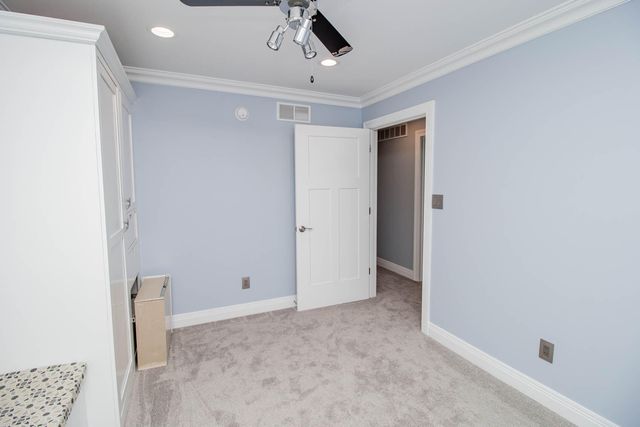 1025 Crestwood Heights, Paris, KY 40361