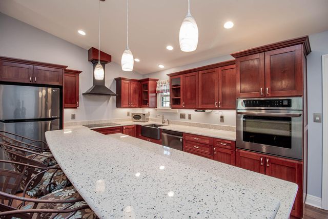 1025 Crestwood Heights, Paris, KY 40361